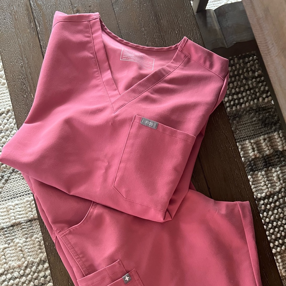 Figs Mauve Scrubs